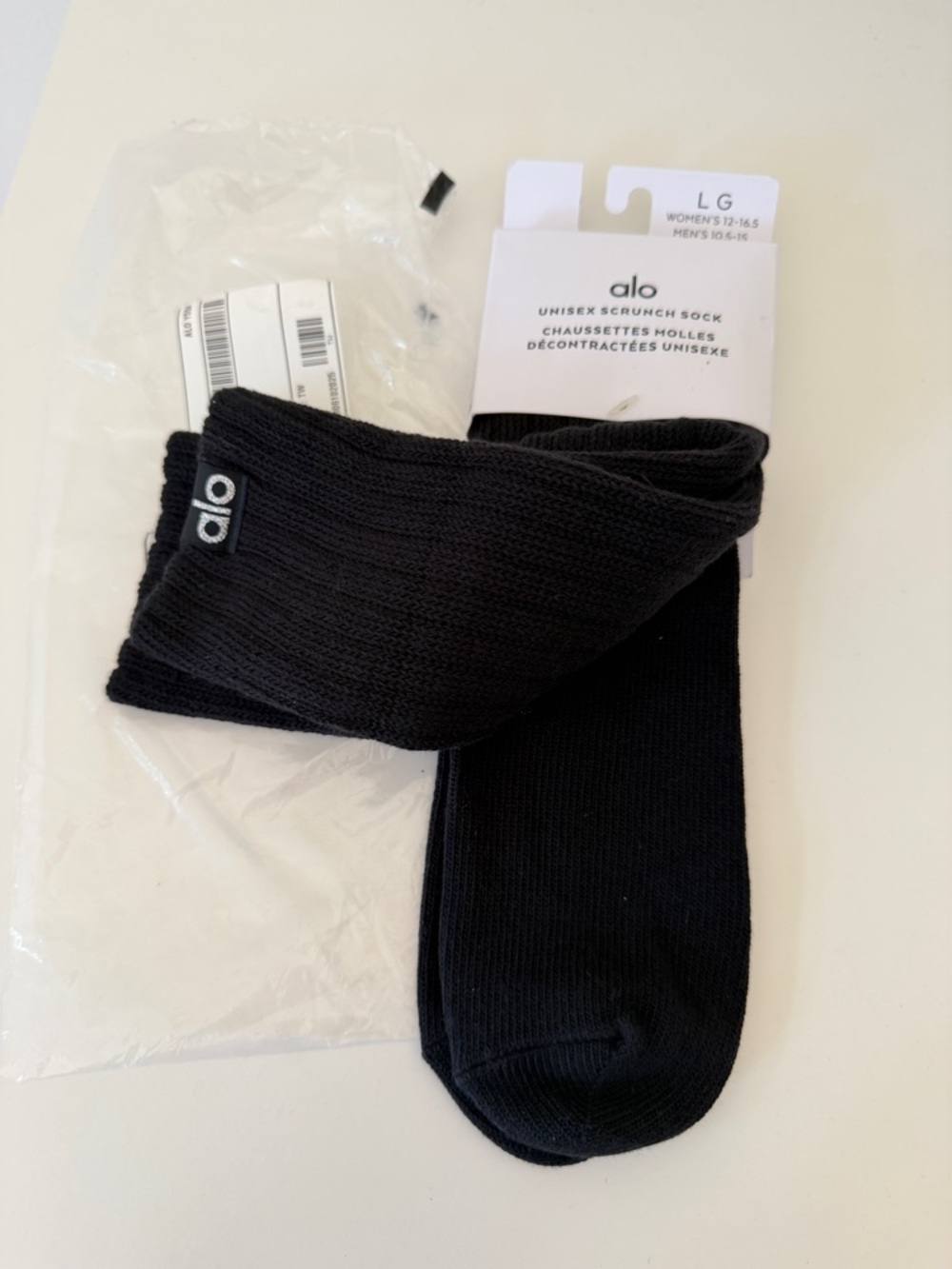 ALO Yoga Black Unisex Scrunch Socks